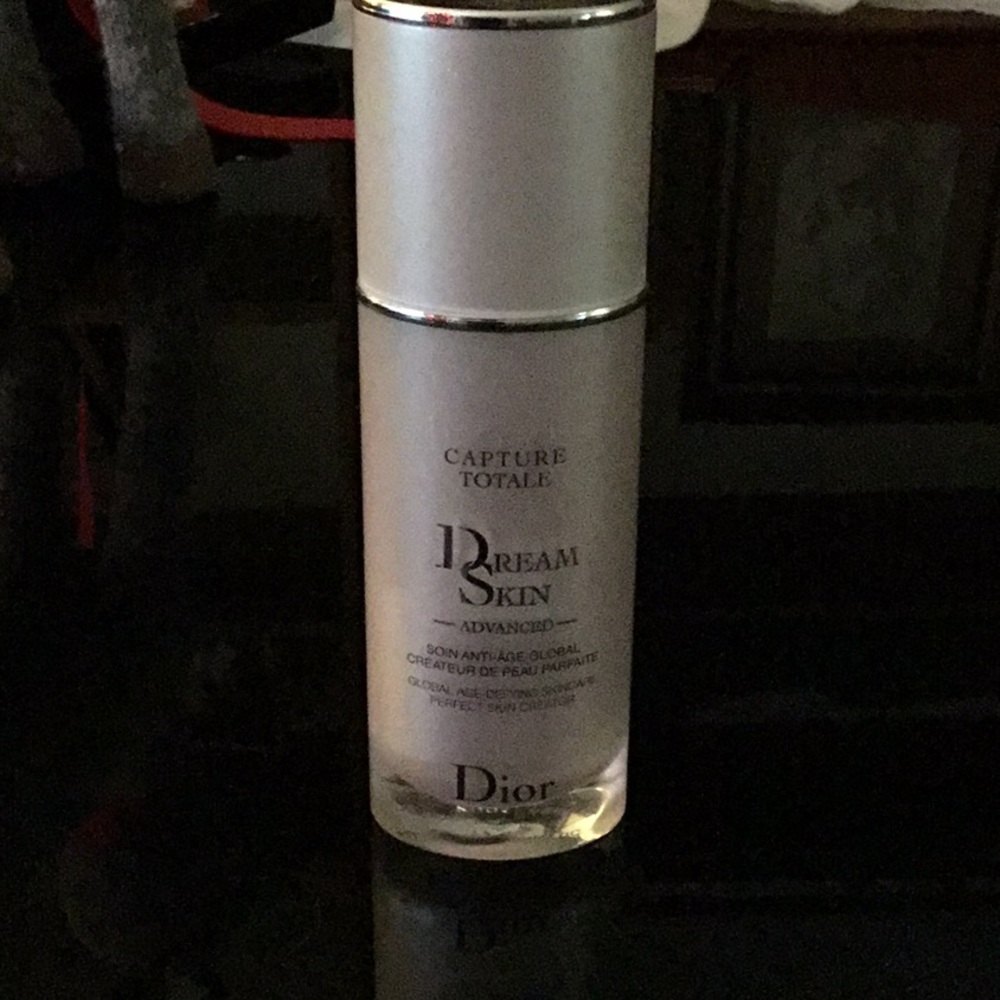 Dior Dream Skin Container